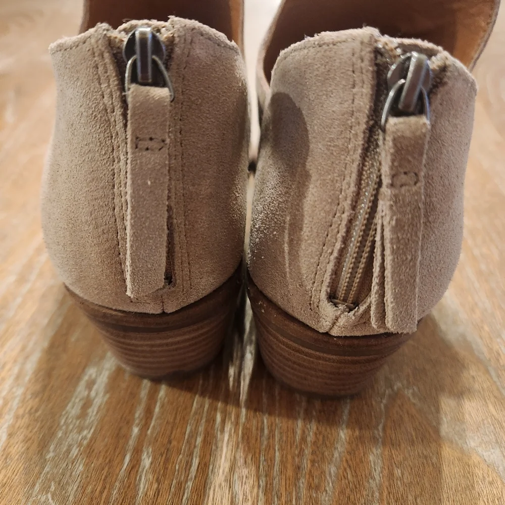 LUCKY‎ BRAND 